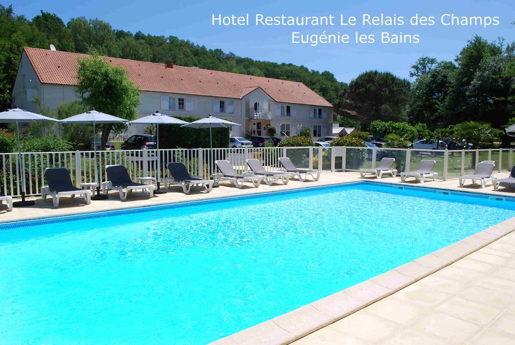 Hotel Le Relais Des Champs ウジェニー・レ・バン エクステリア 写真