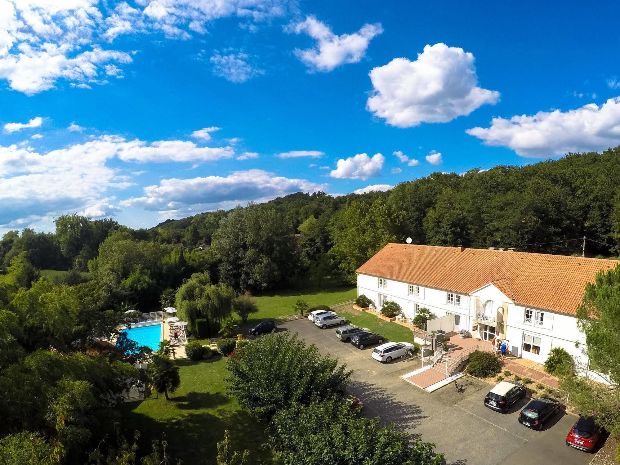 Hotel Le Relais Des Champs ウジェニー・レ・バン エクステリア 写真