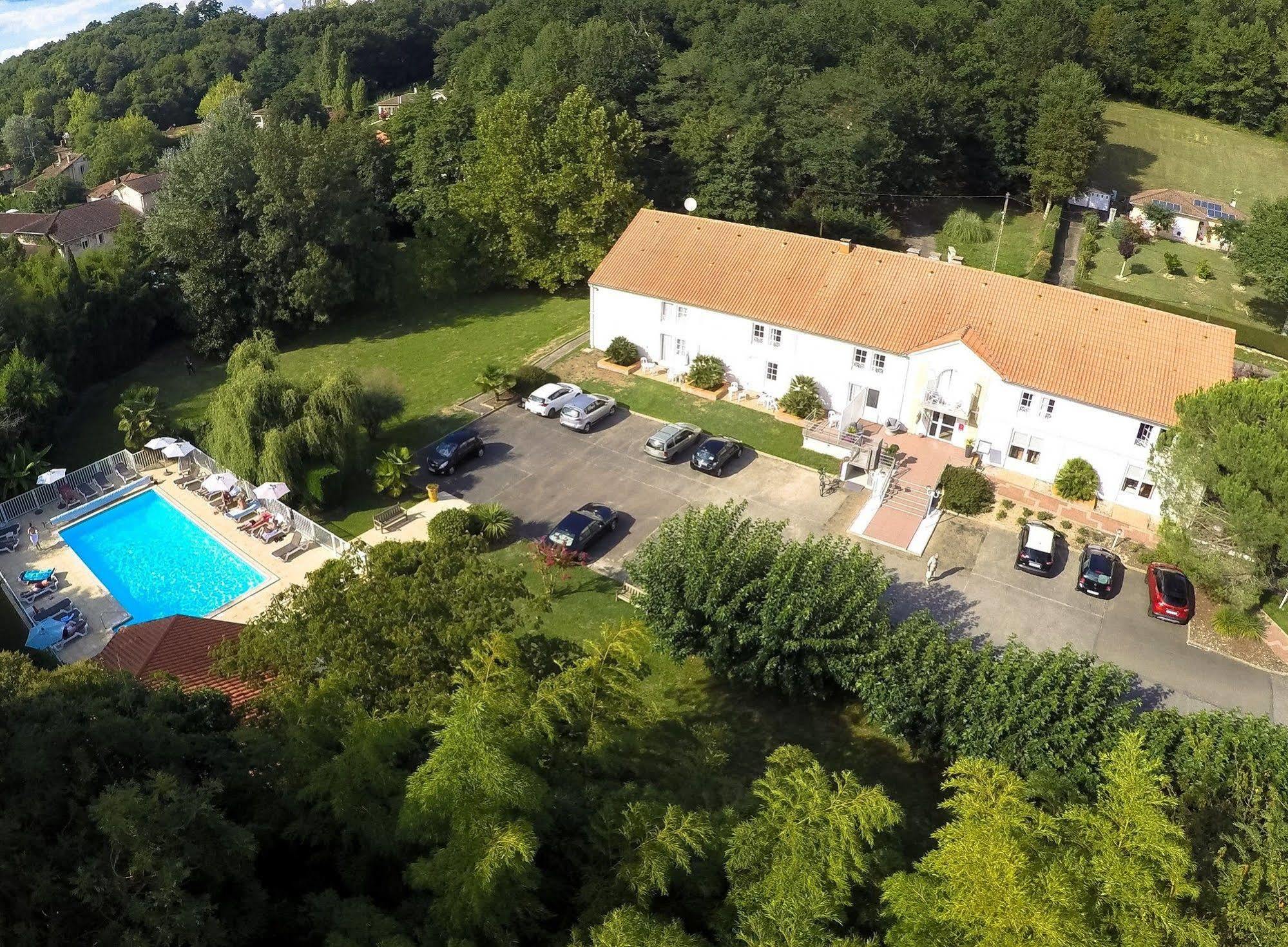Hotel Le Relais Des Champs ウジェニー・レ・バン エクステリア 写真
